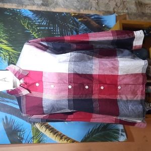 Is button a shirt for woman